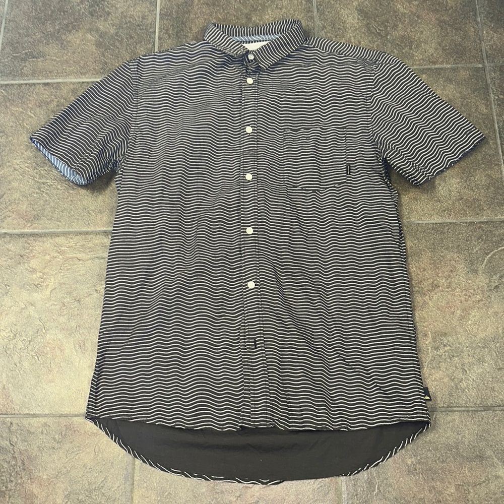 Quiksilver Modern Fit Short Sleeve Button Up